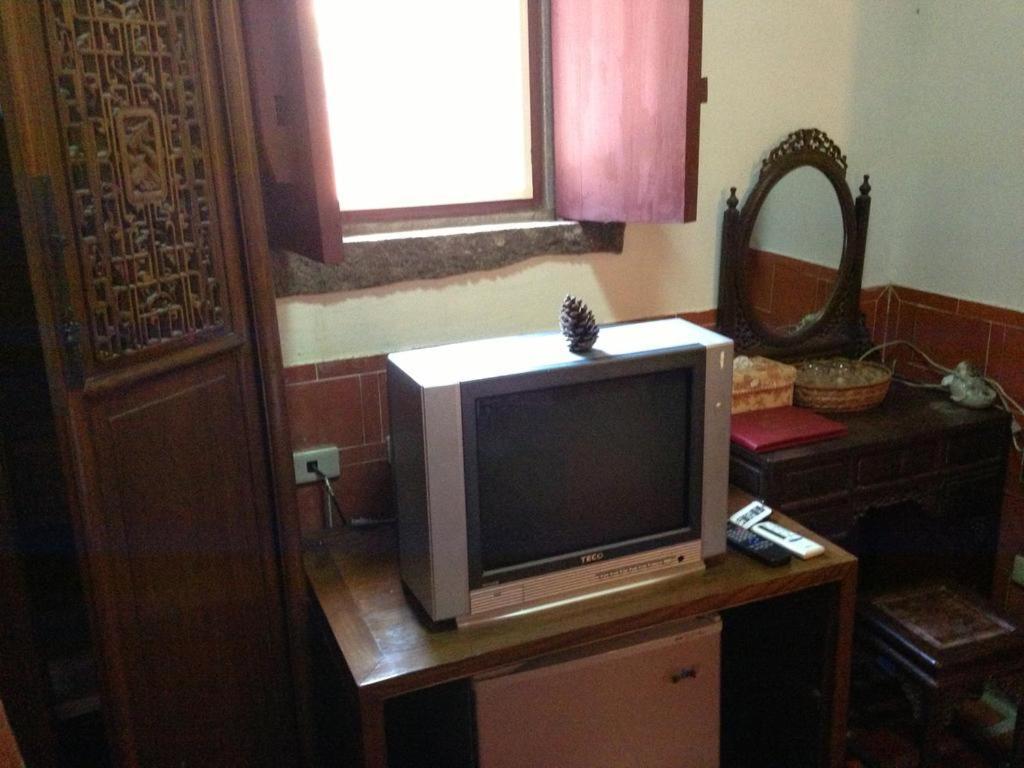 Love Nostalgia No. 53 B&B Цзиньчэн Экстерьер фото